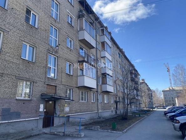 
   Продам 1-комнатную, 31.5 м², Макаренко ул, 23

. Фото 6.