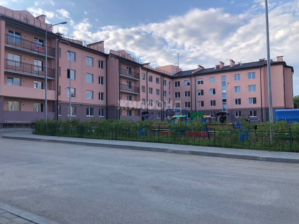 
   Продам 1-комнатную, 43.7 м², , 55

. Фото 10.