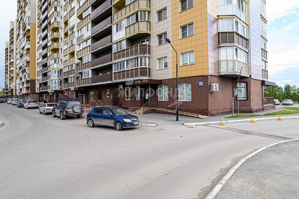 
   Продам 2-комнатную, 40.5 м², Приморская ул, 24

. Фото 27.