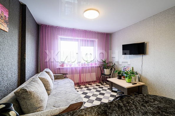 
   Продам 2-комнатную, 40.5 м², Приморская ул, 24

. Фото 1.