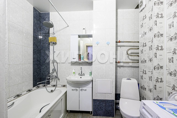 
   Продам 2-комнатную, 40.5 м², Приморская ул, 24

. Фото 13.