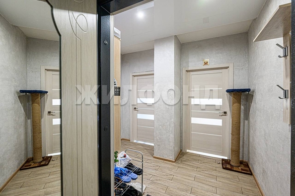 
   Продам 2-комнатную, 40.5 м², Приморская ул, 24

. Фото 21.