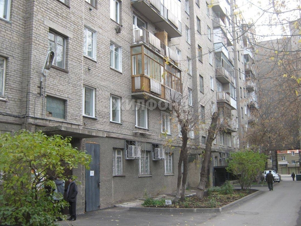 
   Продам 2-комнатную, 42 м², Семьи Шамшиных ул, 37а

. Фото 18.