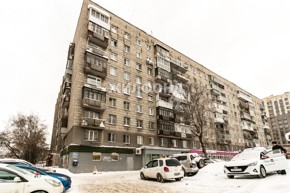 
   Продам 2-комнатную, 42 м², Семьи Шамшиных ул, 37а

. Фото 5.