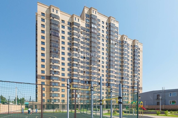 
   Продам 2-комнатную, 53.5 м², Кирова ул, 236

. Фото 15.