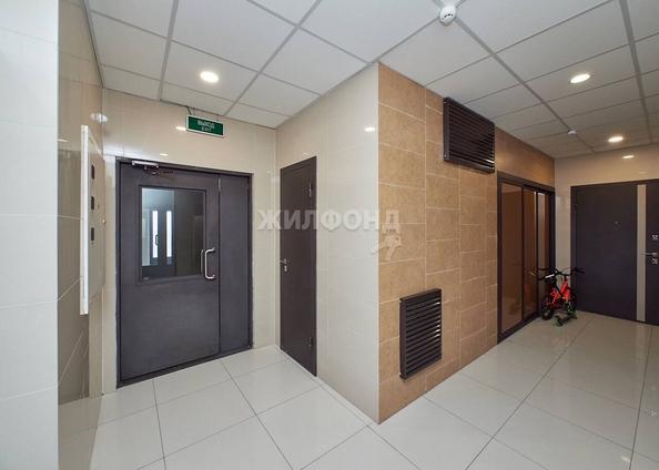 
   Продам 3-комнатную, 81.6 м², Кошурникова ул, 23

. Фото 18.