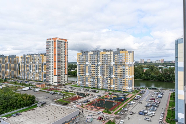 
   Продам 1-комнатную, 41.1 м², Междуреченская ул, 3

. Фото 17.