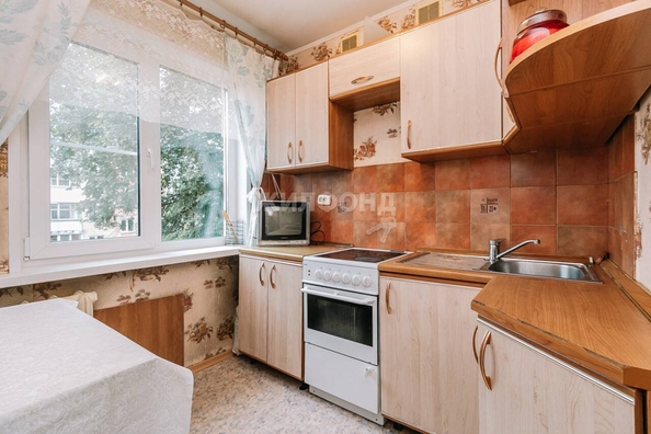 
   Продам 2-комнатную, 43.4 м², Нарымская ул, 9

. Фото 2.