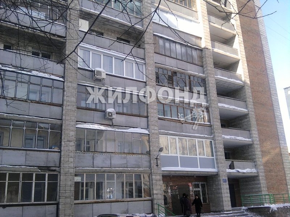 
   Продам 3-комнатную, 59.6 м², Пархоменко ул, 26

. Фото 3.