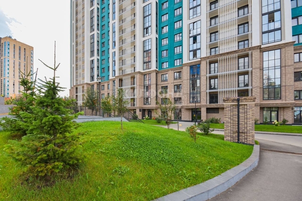 
   Продам 3-комнатную, 71.3 м², Сухарная ул, 109

. Фото 54.