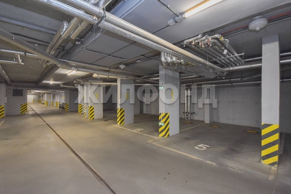 
   Продам 3-комнатную, 71.3 м², Сухарная ул, 109

. Фото 41.