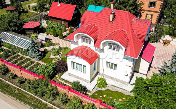 
   Продам дом, 230 м², Юный Ленинец

. Фото 2.