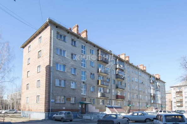 
   Продам 1-комнатную, 30 м², Столетова ул, 14

. Фото 3.