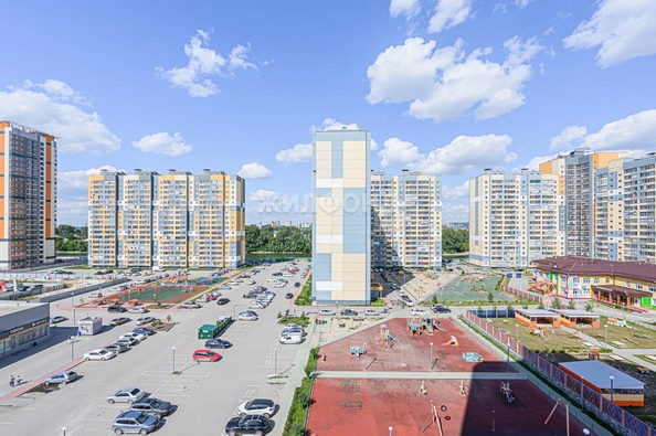 
   Продам 2-комнатную, 55.5 м², Междуреченская ул, 3

. Фото 21.