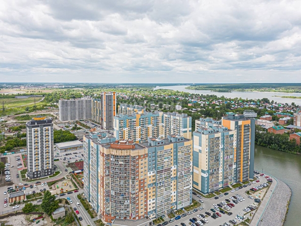 
   Продам 2-комнатную, 55.5 м², Междуреченская ул, 3

. Фото 30.