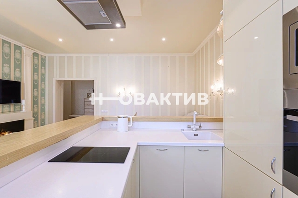 
   Продам 3-комнатную, 67.5 м², 1-е Мочищенское ш, 150

. Фото 37.