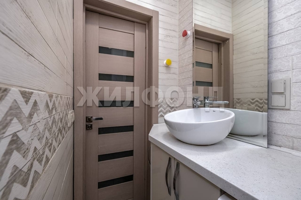 
   Продам 2-комнатную, 50.1 м², Аэропорт ул, 5

. Фото 14.