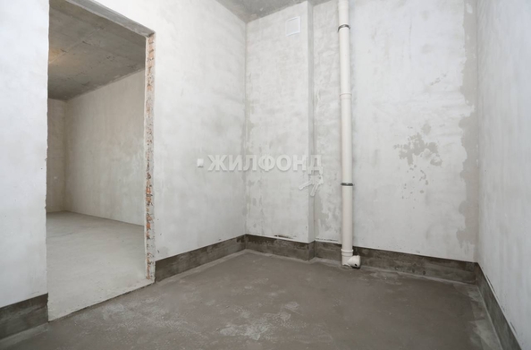 
   Продам 3-комнатную, 111.6 м², Дачное ш, 22/3

. Фото 23.