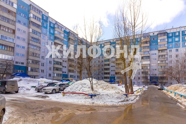 
   Продам 2-комнатную, 51 м², В. Высоцкого ул, 39

. Фото 6.