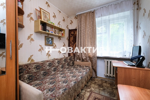 
   Продам 4-комнатную, 61.1 м², Большевистская ул, 2

. Фото 19.