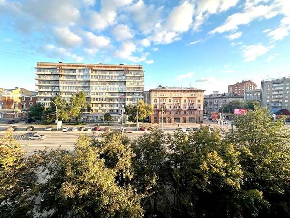 
   Продам 3-комнатную, 56.5 м², Гоголя ул, 1

. Фото 14.