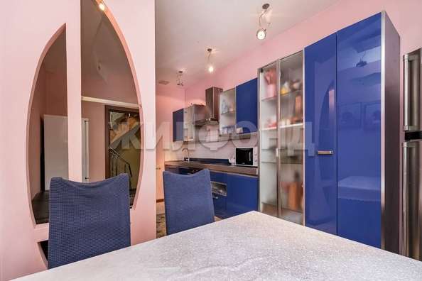 
   Продам дом, 192.3 м², Новосибирск

. Фото 5.