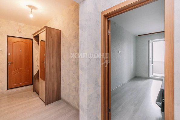 
   Продам 1-комнатную, 37.9 м², Петухова ул, 95

. Фото 16.