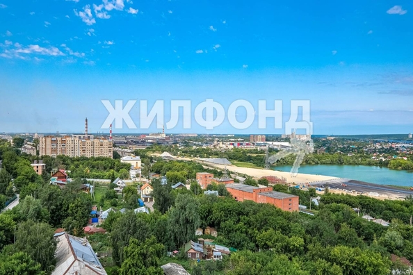 
   Продам 3-комнатную, 60.3 м², Горский мкр, 14

. Фото 25.