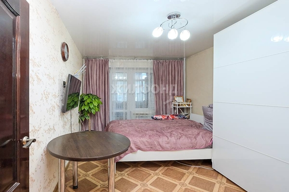 
   Продам 3-комнатную, 63.4 м², 2-й (4 мкр.) кв-л, 203

. Фото 7.