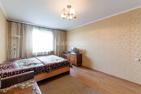 
   Продам дом, 180.5 м², Новосибирск

. Фото 20.