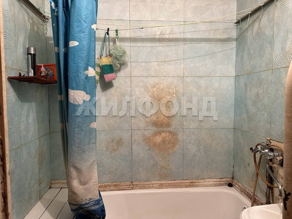 
   Продам комнату, 9.9 м², 9-й Гвардейской Дивизии ул, 1

. Фото 10.