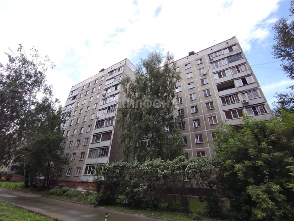 
   Продам 1-комнатную, 29.9 м², Бориса Богаткова ул, 214/1

. Фото 5.