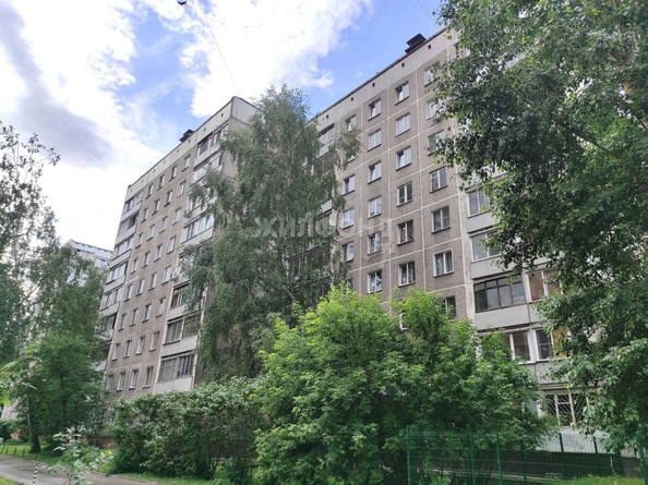 
   Продам 1-комнатную, 29.9 м², Бориса Богаткова ул, 214/1

. Фото 7.