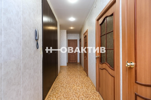 
   Продам 4-комнатную, 69.7 м², Челюскинцев ул, 7

. Фото 10.