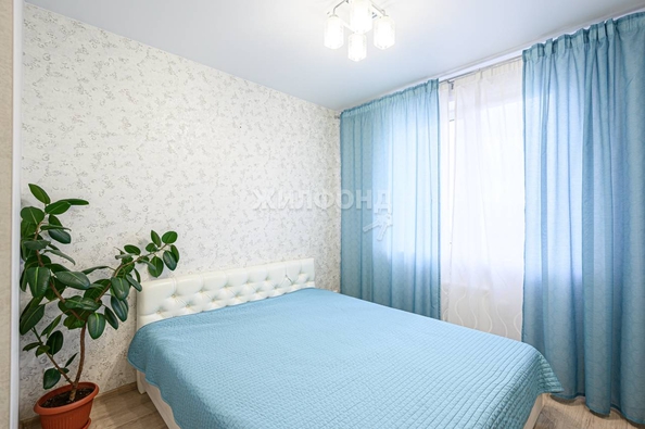 
   Продам 3-комнатную, 70.9 м², Бориса Богаткова ул, 260/1

. Фото 6.