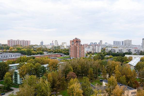 
   Продам 3-комнатную, 70.9 м², Бориса Богаткова ул, 260/1

. Фото 32.