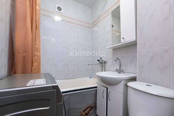 
   Продам 1-комнатную, 32.4 м², Пермитина ул, 8

. Фото 13.