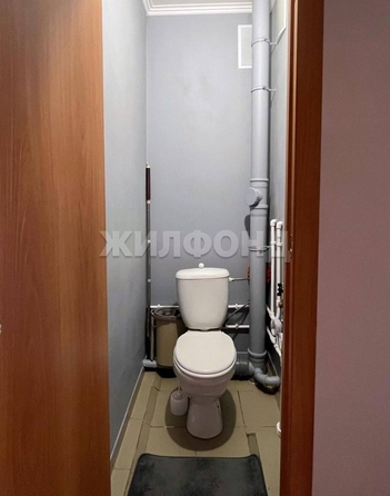 
   Продам 1-комнатную, 40 м², Титова ул, 272

. Фото 10.