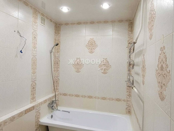 
   Продам 1-комнатную, 31 м², Ленина ул, 75

. Фото 11.