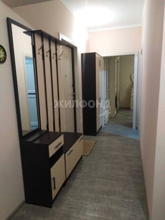 
   Продам 2-комнатную, 52.6 м², Кирова ул, 322

. Фото 12.