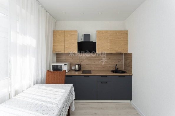 
   Продам 1-комнатную, 37.5 м², Тайгинская ул, 22/1

. Фото 6.