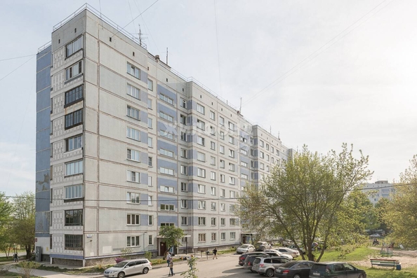 
   Продам 2-комнатную, 52.3 м², Курчатова ул, 11

. Фото 13.