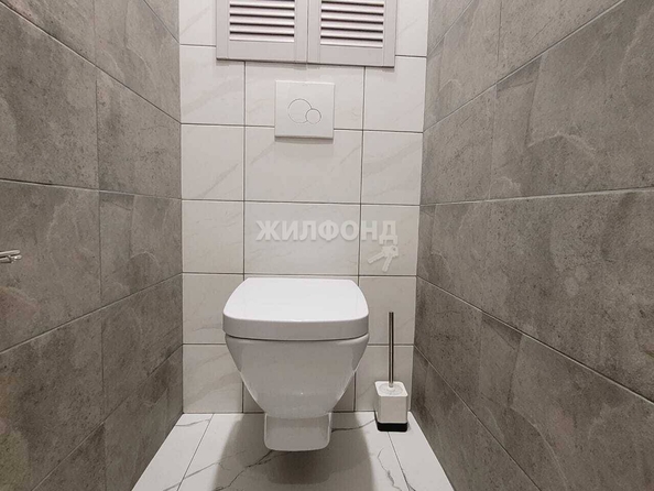 
   Продам 2-комнатную, 45.6 м², Титова ул, 198

. Фото 17.