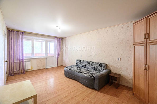 
   Продам 3-комнатную, 62.4 м², Флотская ул, 19

. Фото 1.