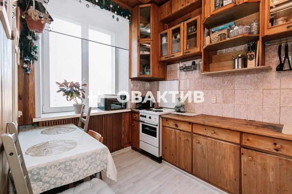 
   Продам 3-комнатную, 77.9 м², Урицкого ул, 37

. Фото 14.