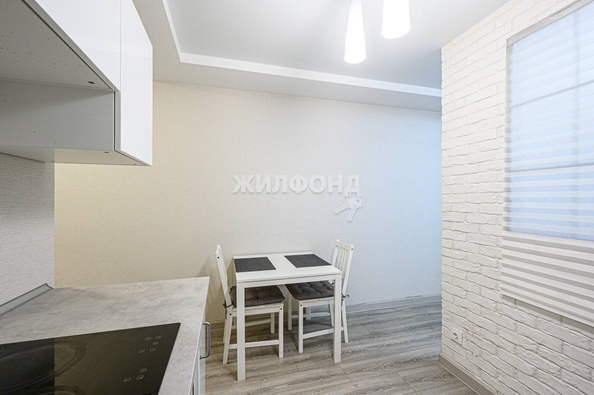 
   Продам студию, 30.5 м², Забалуева ул, 90

. Фото 8.