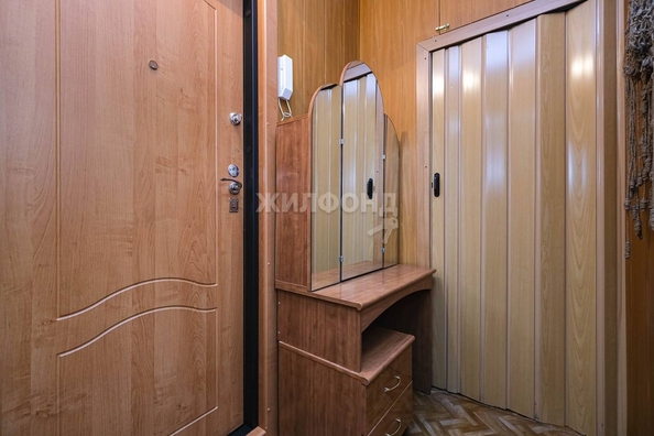 
   Продам 1-комнатную, 29.8 м², Кропоткина ул, 128/1

. Фото 9.