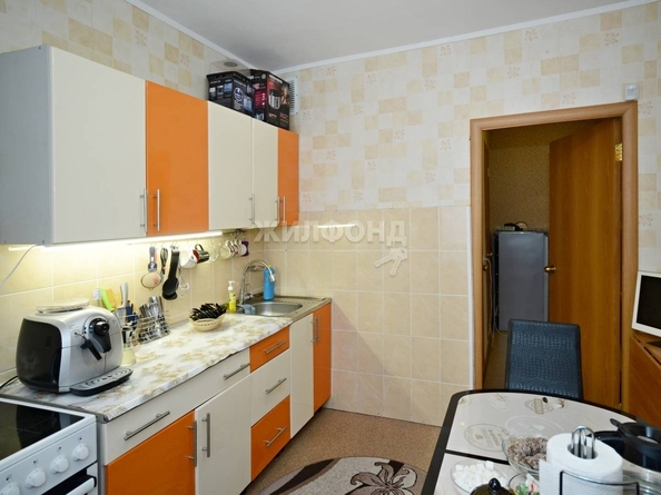 
   Продам 2-комнатную, 53 м², В. Высоцкого ул, 42/3

. Фото 4.