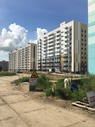 
   Продам 2-комнатную, 63.85 м², В. Высоцкого ул, 143/11

. Фото 3.