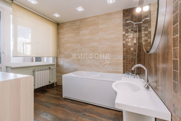 
   Продам 3-комнатную, 70.8 м², Горский мкр, 78

. Фото 18.